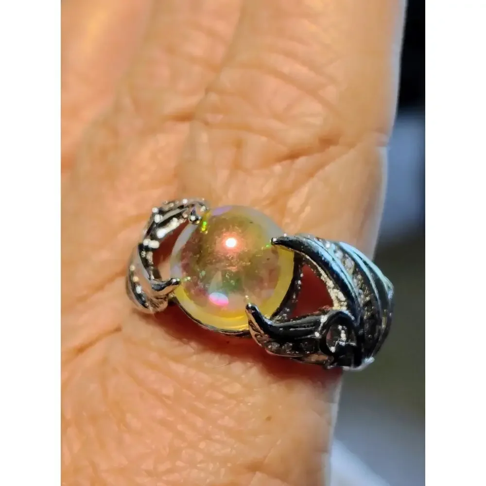 Silver Tone Opalescent Glass Cabochon Ring Size 9